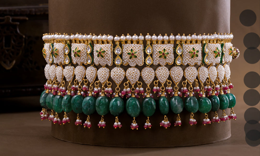Dress Like The Royals For Your Wedding With Pearl Wedding Necklaces